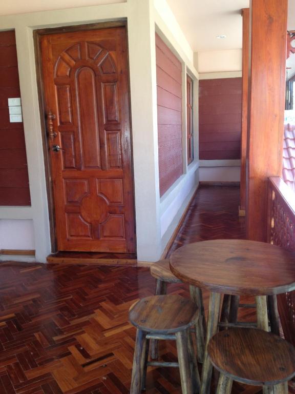 Chok-Wasana Guest House Мае Сарианг Номер фото